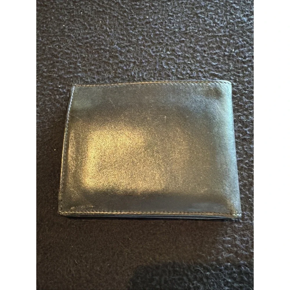 Fendi Black Leather Bi-Fold Wallet Folding Coin Pocket‎ With COA